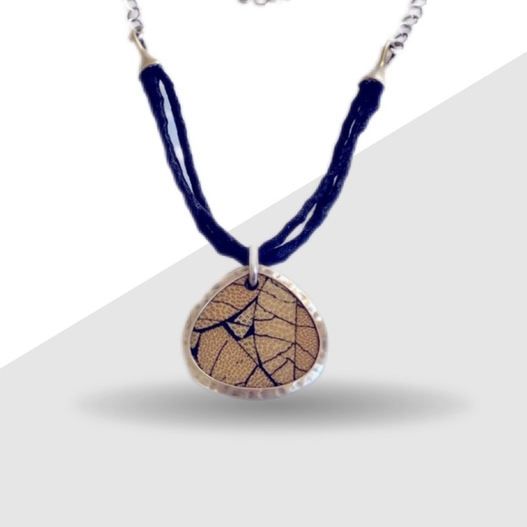 Silpada Bamboo Pendant Necklace N1893
17” long 2”extender - Picture 4 of 9